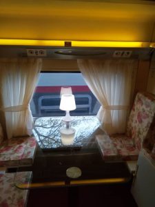 واگن رستوران ۵ ستاره زندگی