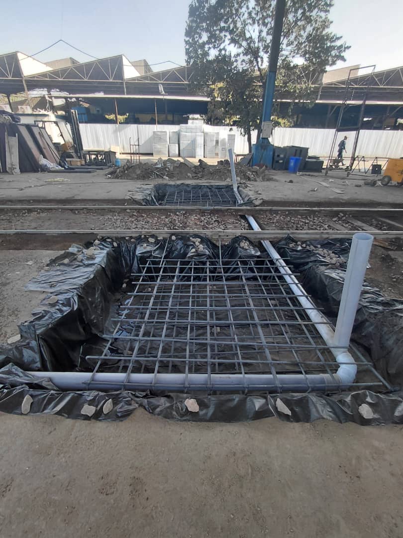 بارسازی و نصب ست جک در سایت قطارهای مسافری و باری جوپار